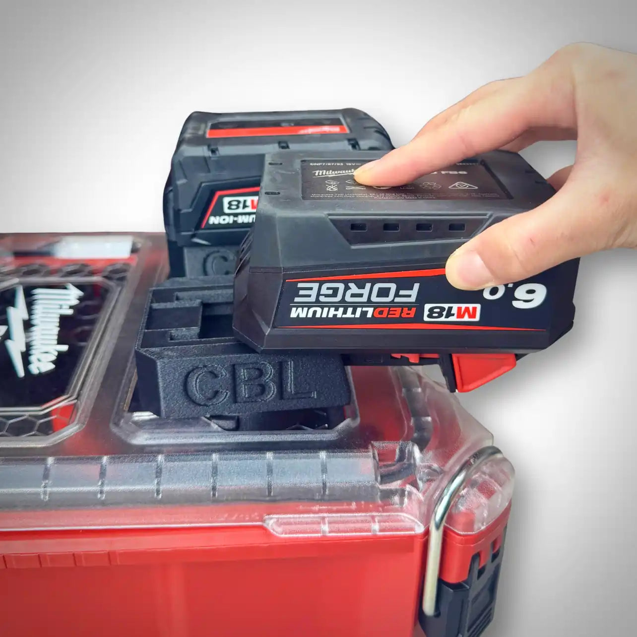 Adaptador de batería M18 para Milwaukee Packout™